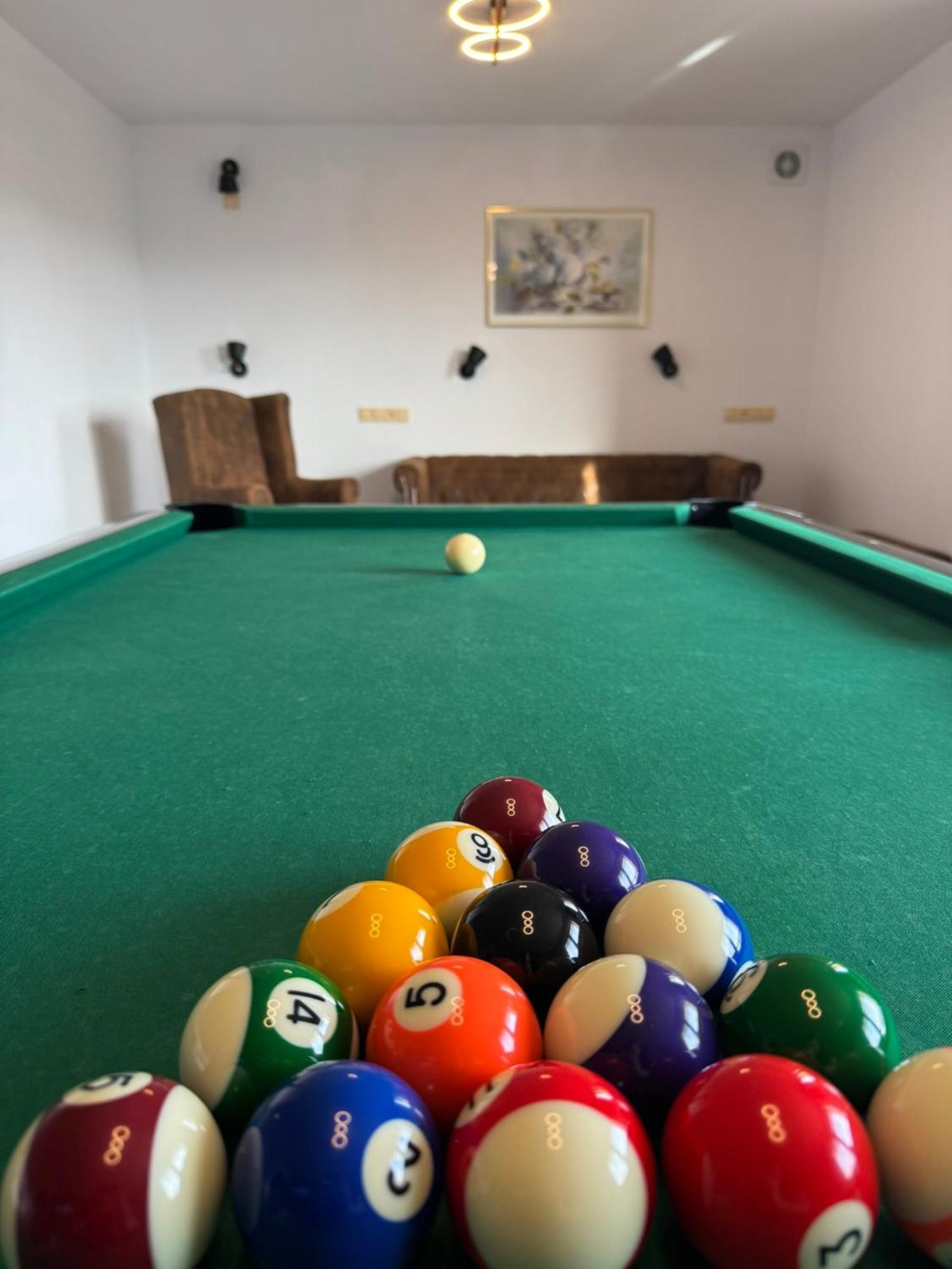 Maxovo Kralovstvi Apartment Rovensko pod Troskami Екстериор снимка