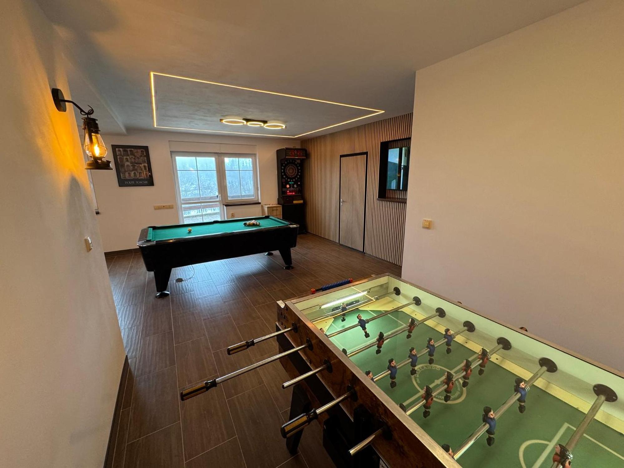Maxovo Kralovstvi Apartment Rovensko pod Troskami Екстериор снимка